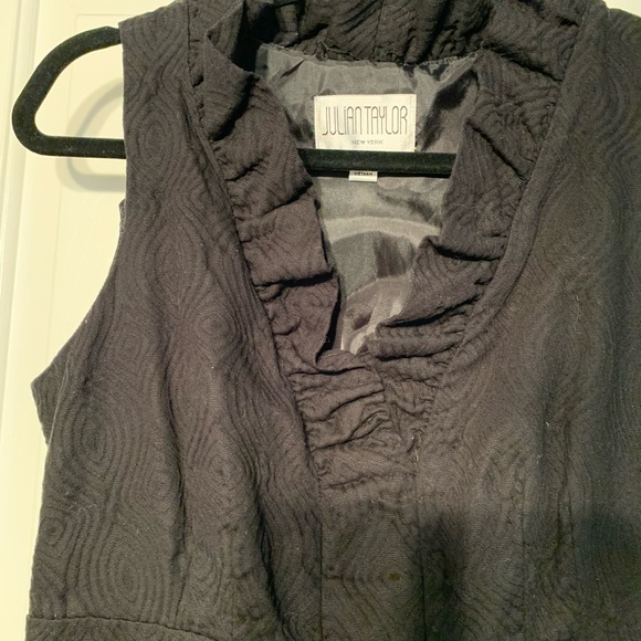 Dress - Picture 3 of 4